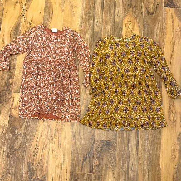 2 Girls Dresses/Tunics Bundle // Floral Red and yellow orange // Size 8 girls - Picture 1 of 7
